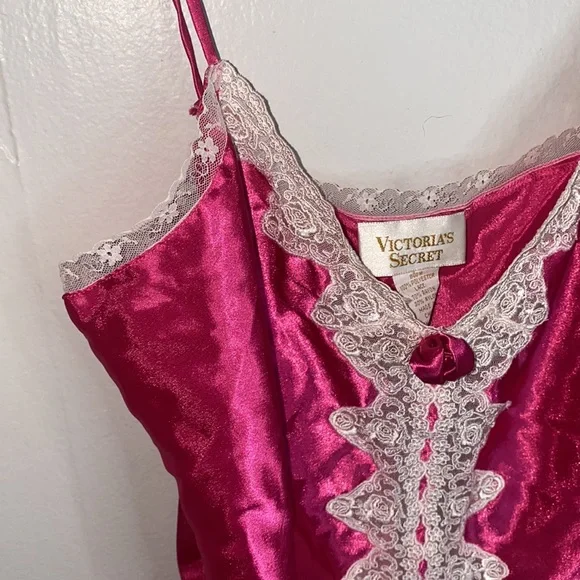 🎱1990’s Vintage Victoria's Secret Gold Label Lace Fushia Teddy! - Picture 3 of 14